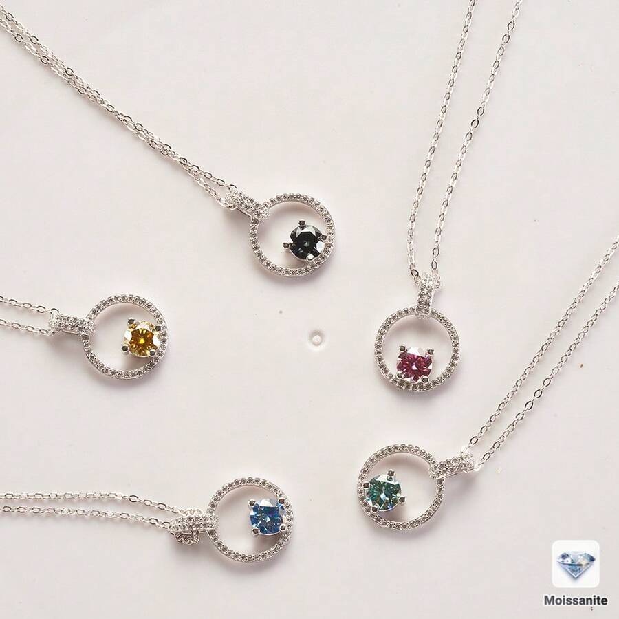 1 mặt dây chuyền bạc S925 đính đá Moissanite tròn 1 carat, thiết kế sang trọng và tinh tế, phù hợp cho phụ nữ đeo hàng ngày, kèm hộp quà tặng.