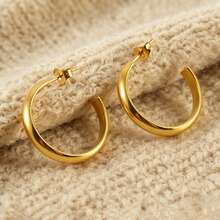 1 Đôi khuyên tai vòng rộng hình chữ C, mạ vàng 18K, làm từ thép không gỉ 304, kiểu dáng tối giản và thanh lịch dành cho nữ, không gây dị ứng và chống oxy hóa. - bông tai - Xem 5