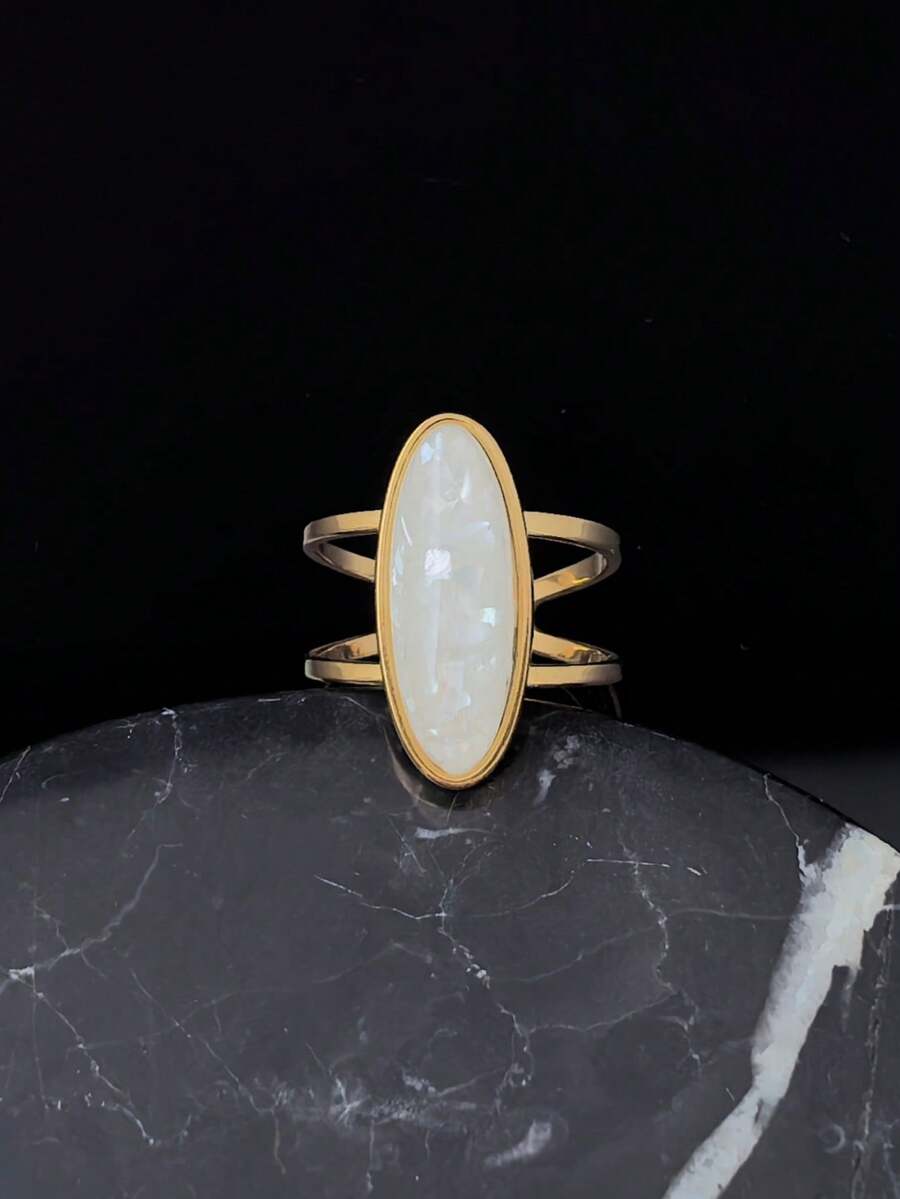 SEEKGLEE 1pc Oval White Shell Open Ring, Golden Plated Stainless Steel Band, Daily Wear Jewelry For Women - White - View 1