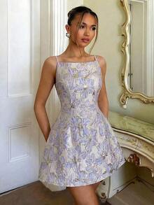 Vestido corto elegante francés con estampado floral 3D en relieve, cuello cuadrado y espalda descubierta, ideal para fiestas, eventos y meriendas de primavera y verano - Morado - Ver 4