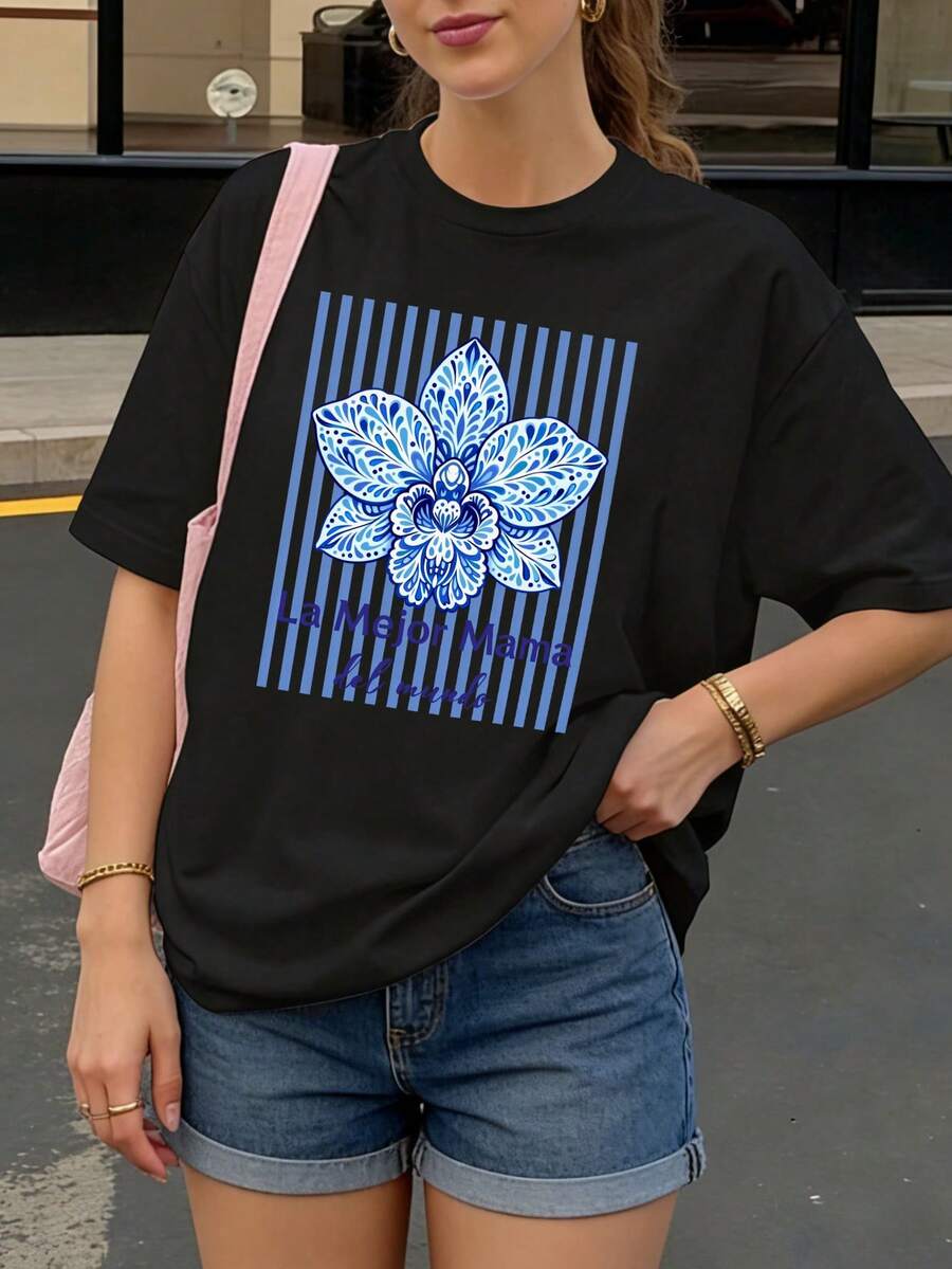 Camiseta Negra con Flor Azul y Texto La Mejor Mama del Mundo para Mujer Casual - Negro - Ver 1