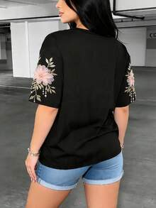 DVSLOE 女款 Y2K 3D 花卉珍珠流蘇刺繡短袖 T 恤，圓領寬鬆休閒 T 恤，適合日常街頭與度假穿著 - 黑色 - 查看 5