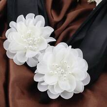 2pcs Camellia Tulle Crystal Detachable Shoe Clips, Multi-Layer Floral Pearl Rhinestone Bridal Wedding Shoes Decor, Elegant Removable Shoe Accessory For High Heels - Beige - View 3