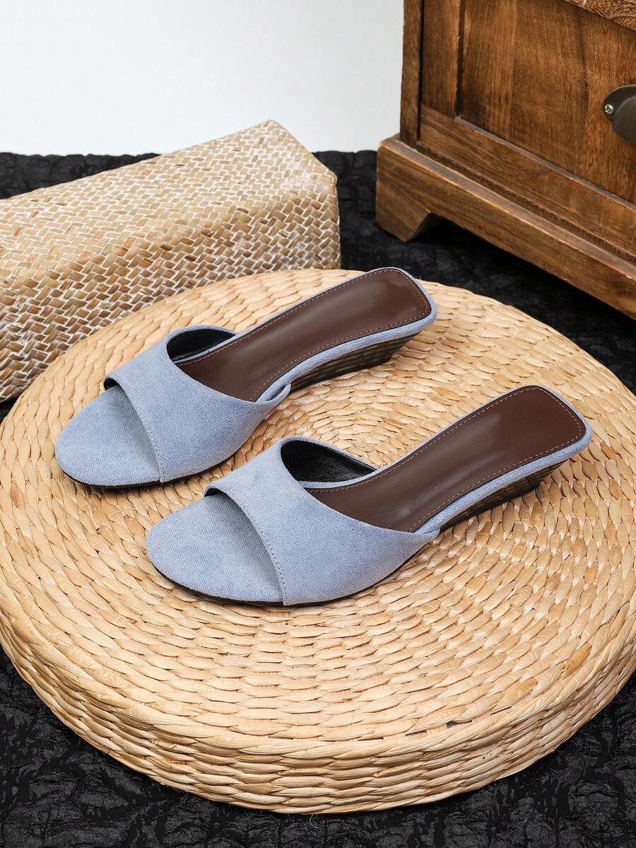 3.5CM Thick Sole Round Toe Sandals For Women, 2026 New Comfortable Open Toe Minimalist Flat Soft Bottom Casual Sandals - Blue - View 1