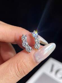 1 par de pendientes de botón de plata de ley 925 con 3 piedras de moissanita simétricas de 0,1 quilates, elegantes y refinados, ideales para compromiso, boda, regalos para amigos, cumpleaños o aniversario, joyería nupcial - Pendientes simétricos de moissanita - Ver 5