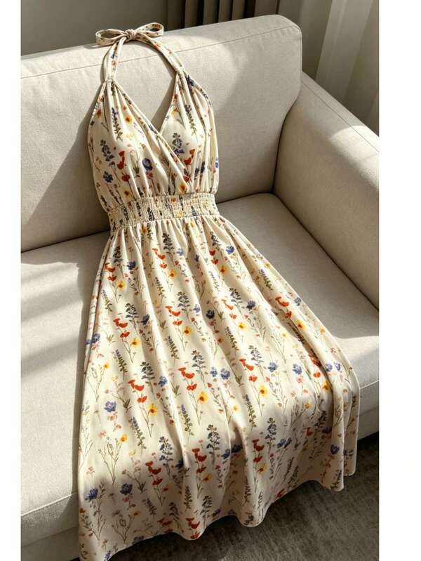 Vestido largo de verano con cintura ceñida, estampado floral diminuto y escote halter, para vacaciones y fiestas