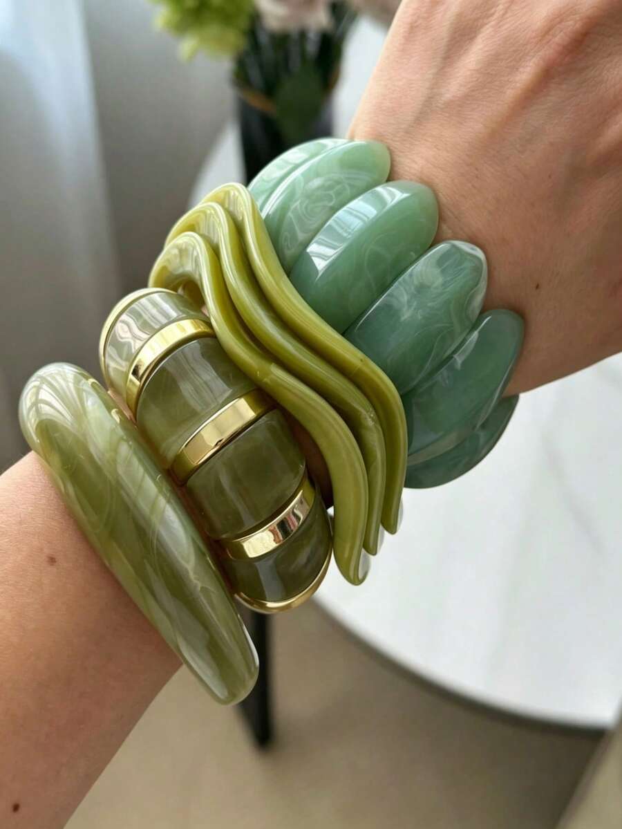 Bộ 1/3/6 vòng tay màu xanh lá cây cao cấp độc quyền, sang trọng, quyến rũ vượt thời gian, phù hợp đeo hàng ngày, dự tiệc, làm quà tặng (màu sắc có thể hơi khác nhau do quá trình nhuộm), chất liệu bóng mượt thời trang, có thể đeo chồng lên nhau hoặc đeo riêng lẻ, lựa chọn quà tặng tốt nhất cho các dịp lễ, bạn gái, bạn bè, gia đình. - màu xanh lá - Xem 1