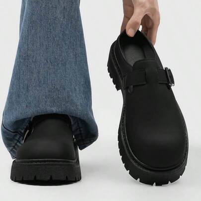 2026 Nuevas sandalias de verano casuales y versátiles para hombres, tipo mule con punta cerrada y suela gruesa, sin talón, talla grande 46