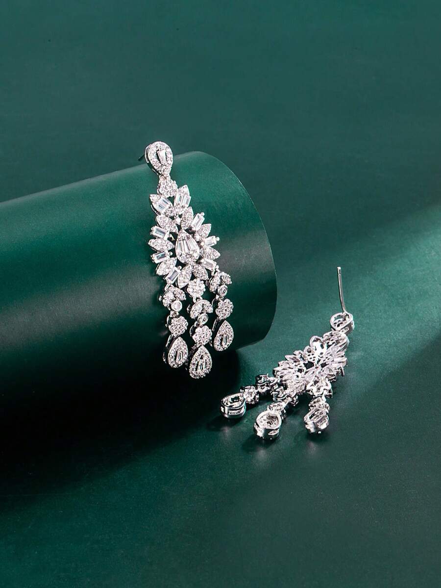 1对Tylionnejewelry奢华女士立方氧化锆吊坠耳环,优雅珠宝礼品,适合约会、婚礼、派对、周年纪念日等场合。 - 銀色 - 查看 1