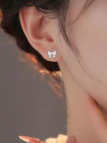 1 par de pendientes de plata de ley 925 con lazo, incrustados con circonita en forma de corazón brillante, diseño dulce y lindo al estilo de las chicas de , diseño fresco y dinámico, adecuado para uso diario de niñas, regalo para fiestas - Arco - Ver 6