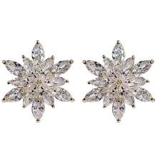 2 Pieces Set Of Sparkling Artificial Crystal Decorated Flower Earrings, Bohemian Style Fashion Gift, Suitable For Girls, Christmas Royal Elegance Choice - Multicolor - View 2