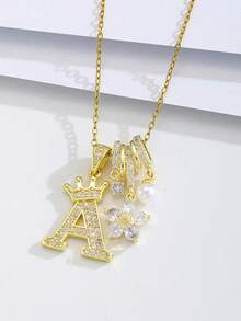1 pieza Exquisito y elegante collar con colgante de letra artística A-Z enchapado en oro de 18K, collar con colgante de flor de cinco pétalos blanca y perla, adecuado para uso diario de mujeres, gran regalo para cumpleaños, fiestas y aniversarios - Dorado - Ver 3