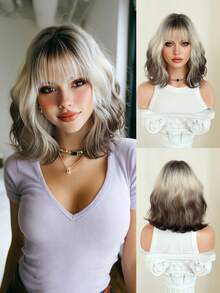 女士短款波浪卷发假发，铂金色渐变至棕色，带刘海，12英寸短款波浪卷发假发，深色发根，天然合成纤维，耐热假发，适合日常角色扮演、音乐节派对等场合佩戴。 - Platinum - 查看 2