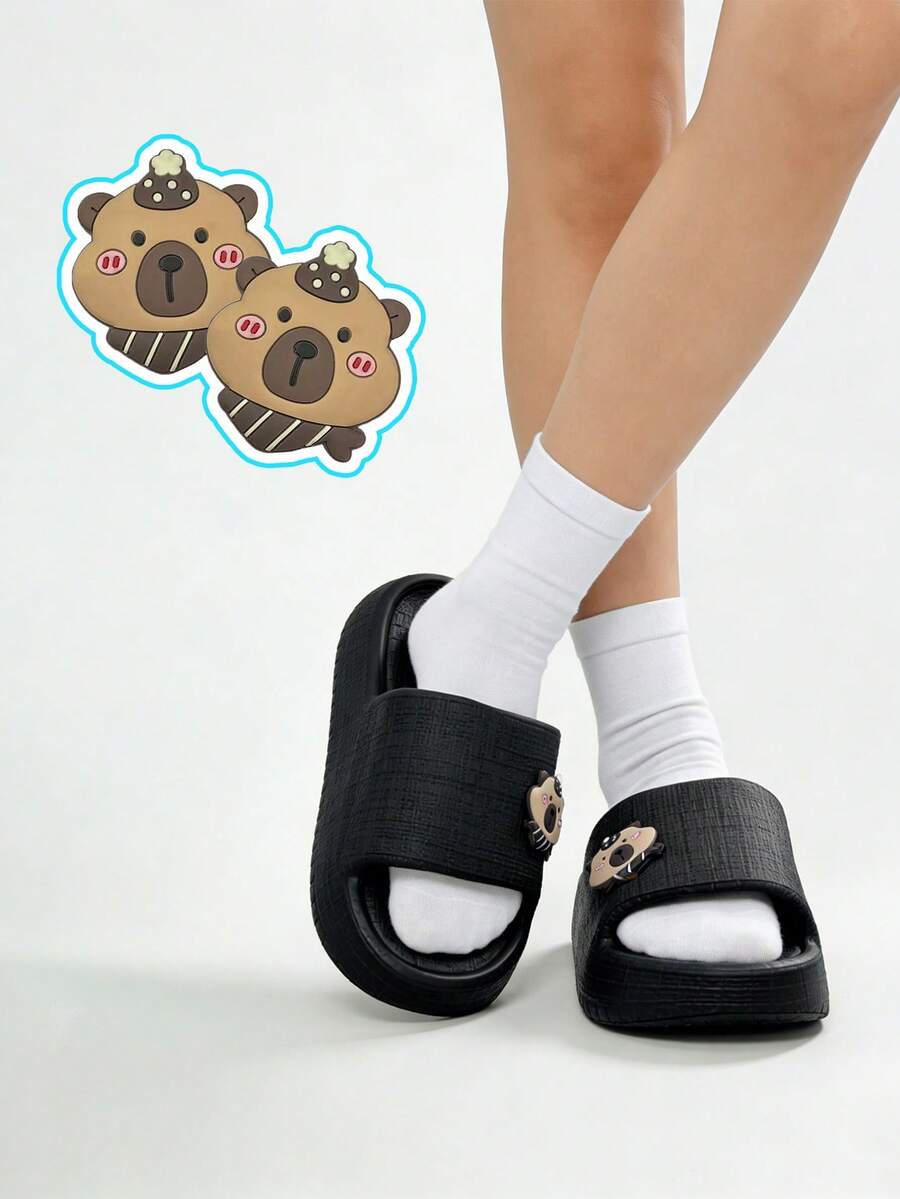 可爱水豚厚底拖鞋，男女通用，2026新款卡通厚底EVA拖鞋，防滑露趾云朵软垫家居鞋，室内外皆宜，夏季沙滩浴室淋浴凉鞋，舒适厚底休闲拖鞋，可爱水豚装饰，情侣款，啮齿类宠物爱好者礼物 - 黑色 - 查看 1