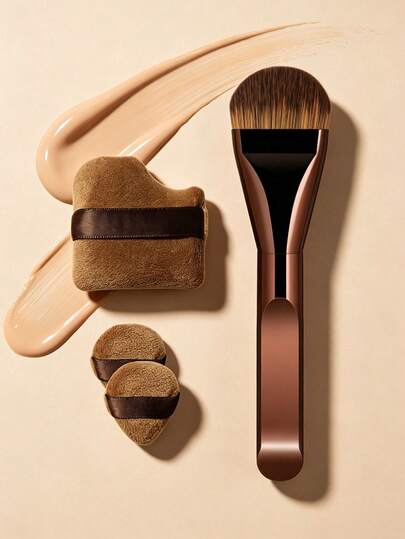 四件套化妆刷套装，包含粉底刷、面膜刷、遮瑕刷、散粉扑，采用柔软纤维材质，方便旅行携带，是送给女性和女孩的理想礼物。套装包含粉底刷、遮瑕刷、腮红刷、修容刷、古铜粉刷、散粉刷以及其他化妆工具。