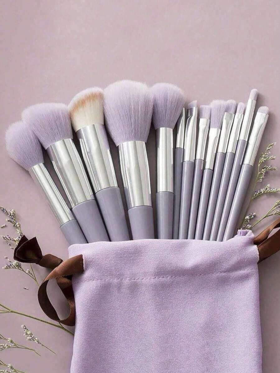 Bộ cọ trang điểm 13 món màu tím, bao gồm cọ má hồng, cọ phấn mắt, cọ phấn phủ, cọ tạo khối, cọ che khuyết điểm, kèm túi đựng bằng nhung. - Màu tím - Xem 1