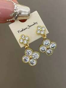 1 đôi bông tai mặt dây chuyền hình cỏ bốn lá đính đá Cubic Zirconia tinh tế, thời trang, sang trọng, phù hợp cho cả đi làm và đi chơi. - Bông tai mặt dây chuyền hình cỏ bốn lá đính đá zircon. - Xem 8