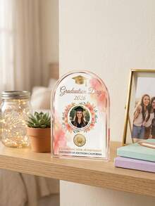1 pieza Placa acrílica personalizada con foto y texto en forma de arco para graduación, adorno floral personalizado de graduación 2026 con foto, recuerdo de felicitaciones de graduación en oro rosa, decoración de fiesta de graduación, regalo de graduación único para ella y él, para graduados de escuela secundaria y universidad, centro de mesa de graduación, exhibición personalizada de foto de recuerdos de graduación - Multicolor - Ver 6