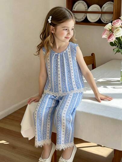 2件套女童休闲蝴蝶结、爱心、花朵印花柔软舒适梭织面料背心和裤子套装，适合户外穿着，春夏款