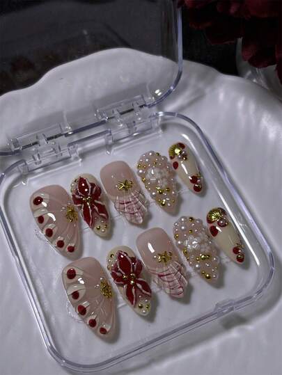 10 piezas Kit de uñas acrílicas hechas a mano completamente cubiertas, uñas rosas, uñas francesas en colores blanco y rojo, degradado de rosa y rojo, patrones geométricos dibujados a mano como lunares blancos y rojos, gotas de agua y ondas, flores doradas 3D, flores de resina, múltiples cuentas doradas, rhinestones rojos y dorados y otros accesorios para uñas