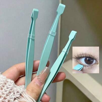 1pc Sickle Shaped Eyeliner Brush, Slanted Flat Tip Makeup Brush For Liquid Eyeliner