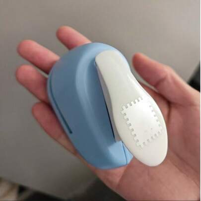 1 Bộ dụng cụ dập nổi, dụng cụ bấm lỗ đóng dấu, dụng cụ dập nổi thủ công sáng tạo, bộ sưu tập vật liệu làm album ảnh.