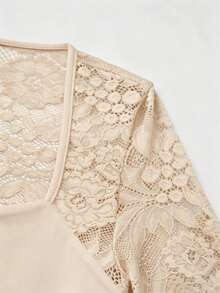 女士蕾丝拼接长袖衬衫，蕾丝袖设计，修身剪裁，适合休闲外出、约会、派对、夜店、时尚街头/嘉年华、万圣节装扮。优雅成熟女性连衣裙，性感迷人。 - 杏色 - 查看 4