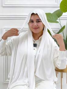 1条女士速戴头巾，100%纯棉系带围巾，经典纯色披肩式围巾，柔软舒适的粘胶面料，适合日常佩戴、搭配长袍以及节日场合。 - 彩色 - 查看 3