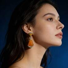 2PC Vintage Light Luxury Niche Design Elegant Women's Earrings - trái cam - Xem 1