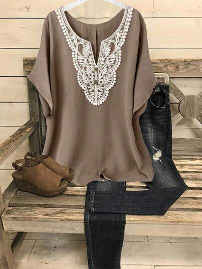 Áo nữ cỡ lớn cổ chữ V tay ngắn dáng rộng, phong cách Bohemian nhẹ nhàng, thích hợp mặc mùa hè.