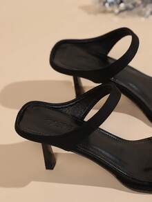 Giày sandal cao gót mũi nhọn một quai màu đen gợi cảm mới dành cho nữ, thích hợp cho tiệc tùng và đám cưới. - màu đen - Xem 8