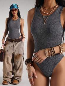 黑色和灰色罗纹无缝无袖连体裤，圆领修身背心款式，女士连体裤，按扣裆部，街头风日常穿搭，女士夏季服装 - 黑色 - 查看 1