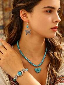 1 Set de joyería bohemia vintage con efecto desgastado y turquesa falsa, que incluye collar con colgante de mariposa, pulsera y aretes con cuentas, versátil para vacaciones, uso diario, fiestas, festivales de música, playa de verano, regalo para amigos, familia, parejas y mujeres - Turquesa - Ver 2