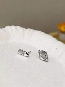 1 Đôi bông tai đinh tán hình tên lửa và ngôi sao bất đối xứng màu bạc, thiết kế tối giản, trang sức thép không gỉ, unisex, phong cách tối giản hàng ngày. - Bạc - Xem 6