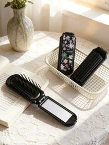 This 2-In-1 Folding Comb With Mirror And Massage Function, Printed With Cute Star, Heart, Sunflower And Colorful Flower Patterns. Portable And Lightweight, Perfect For Daily Commute, Business Trip, Travel, Outdoor Activities, Dating And Student Dorm Use, A Convenient And Practical Hair Styling Tool. - Black - View 9