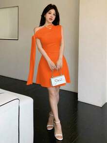 Vestido minimalista para mujer con estampado floral de tinta, hombro asimétrico con lazo, cintura ajustada - Naranja - Ver 8