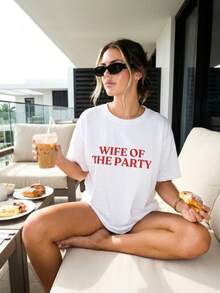 Vacation Outfits Women WIFE OFTHE PARTY Slogan Print T-Shirt, Summer Vacation Themed Short Sleeve Top For Women, Casual Humor Summer Tops Graphic Tees Women Tropical Vacation Outfits Beach Outfits For Woman Women's Swimwear - trắng - Xem 1