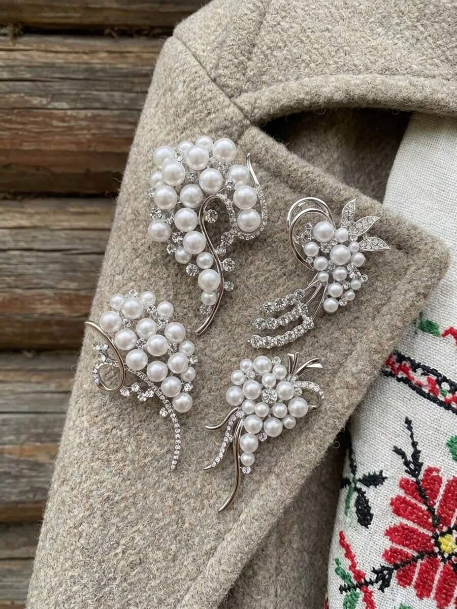 Broches fleuries de perles à la mode - épingles de revers élégantes pour femmes, accessoires de bijoux unisexes pour les fêtes décontractées / cadeaux pour amis, décorations - fleur de perle - Voir 1
