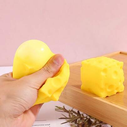 1 món đồ chơi bóp mềm hình vuông vị pho mát, đồ chơi bóp mềm sáng tạo, có độ đàn hồi chậm, giúp giảm căng thẳng.