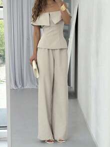 Elegante conjunto de dos piezas para mujer, compuesto por top de hombros descubiertos Bardot y pantalones wide leg de talle alto.Color sólido en tono neutro, diseño favorecedor y confortable.Perfecto para looks diarios, salidas informales y ocasiones semiformales. - Caqui - Ver 6
