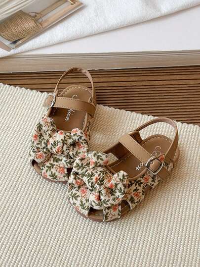 זוג 1 סנדלי ריקוד לפעוטות/ילדים קטנים בקיץ, נעלי נסיכת נצנצים אופנתיות לבנות, נעלי חוף תחתונות רכה, סנדלי מגן לילדים, סנדלי ריקוד קמפוס פשוטים ואלגנטיים