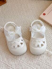 Soft White Hollow Floral Hook And Loop Sandals For Girls, Princess Style, Breathable Closed Toe Design, Lightweight Soft Sole For Comfortable Wear - Beige - View 1