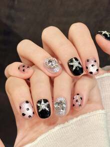 10 pièces Ongles courts ronds faits à la main pour les fêtes et le port quotidien, ongles noirs, œil de chat brillant, imprimé léopard noir et rose, strass pailleté, style doux et cool, ongles ovales, brillants et étincelants, faciles à porter. 10 pièces d'ongles faits à la main Y2K, convient pour les filles et les femmes, festivals, fêtes et port quotidien - Noir - Voir 4