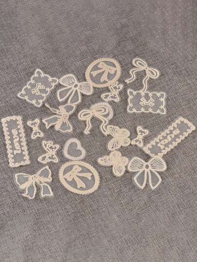10片18-78毫米白色蕾丝刺绣花卉贴片，无背胶，可用于DIY装饰服装、帽子、包包、缝纫配件