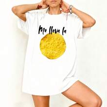 Camiseta Oversize Blanca con Tortilla y Texto Me Lleva La para Verano - Blanco - Ver 3