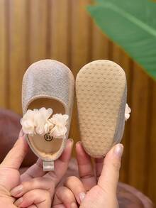 0-1 Year Old Infant Girl Walking Shoes, Soft Sole Floral Slip-On Flat Shoes, Cute Fashion Princess Shoes For Spring, Summer And Autumn - Gold - View 7