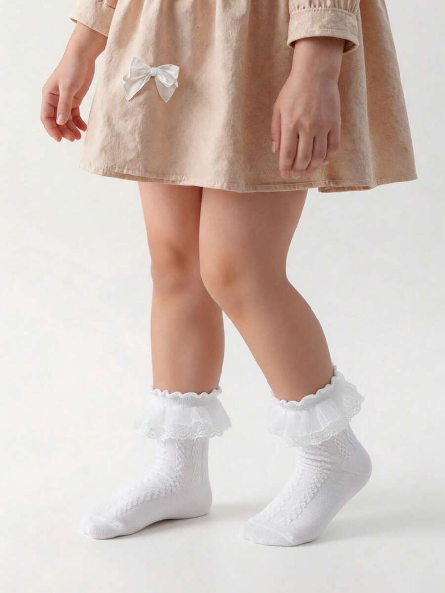 1/5 包新款女童蕾丝袜:纯色舞蹈袜,蕾丝公主袜,六种颜色可选。蕾丝网眼公主短袜,日常穿着的理想之选。 - 彩色 - 查看 1