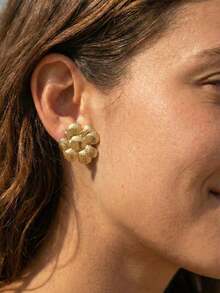 Chunky Striped Texture BIG Flower Stud Earrings For Women Grils, Jewelry | Summer Boho Beach Jewelry Unique Design Earrings - Gold - View 3