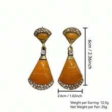 2PC Vintage Light Luxury Niche Design Elegant Women's Earrings - trái cam - Xem 3