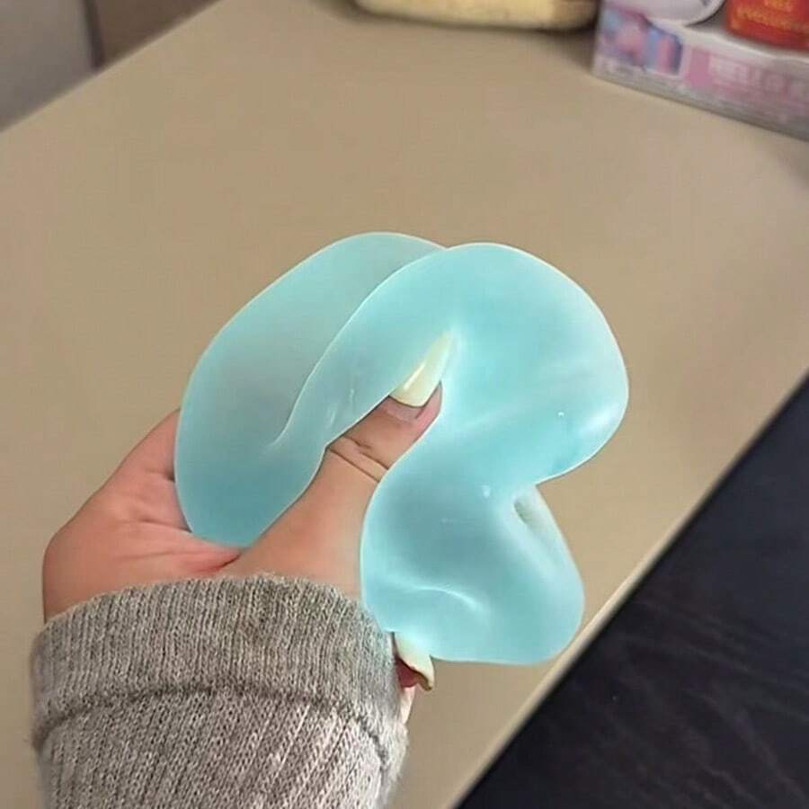Đồ chơi bóp mềm hình kẹo dẻo màu xanh nhạt, bóng bóp mềm mại như bột kem, đồ chơi giảm căng thẳng đàn hồi chậm, đồ chơi giảm áp lực kiểu mochi mượt mà, dụng cụ tập luyện tay giảm lo âu, trang trí bàn làm việc, quà tặng tiệc tùng, quà tặng độc đáo, quà sinh nhật đồ chơi bóp, quà tặng lý tưởng, quà bất ngờ, quà tặng ngày lễ, quà tặng cặp đôi, quà Giáng sinh, quà tặng sang trọng cho game thủ, đồ chơi bóp, vật dụng thiết yếu để giảm căng thẳng. - Nhiều màu - Xem 1